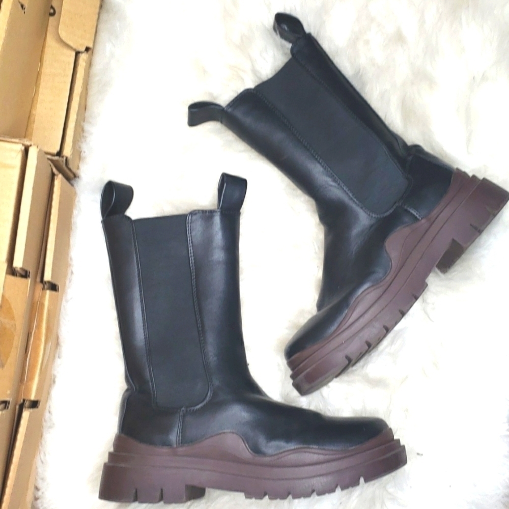 Dolls Kill Public Desire CHERRY BLACK CHUNKY SOLE CHELSEA ANKLE BOOTS 6